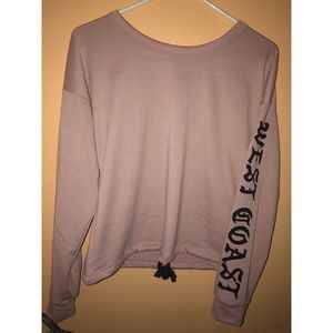 SHIPS TODAY ! Fashion Nova “West Coast” Sweater